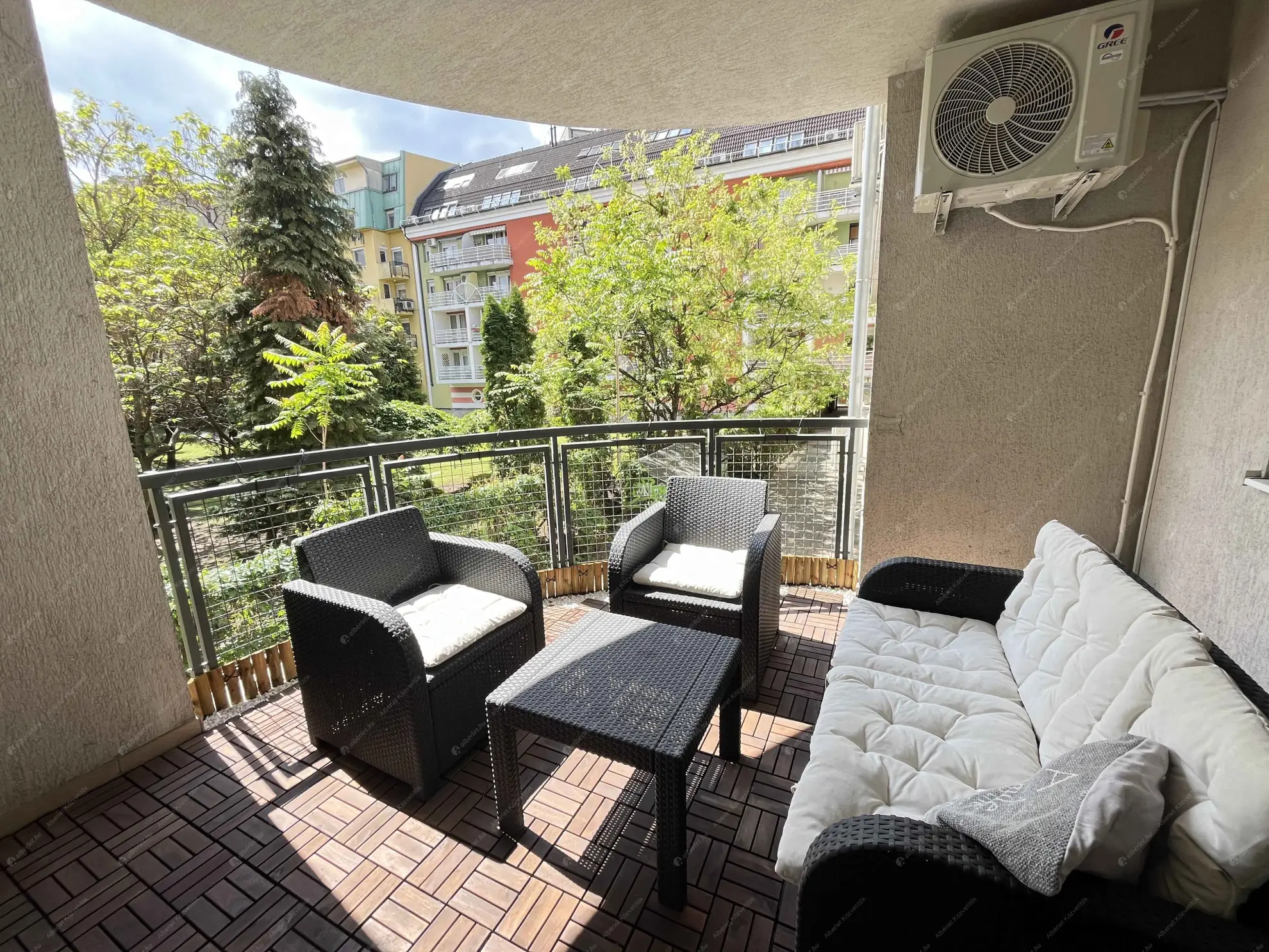 Kiadó albérlet 360000 Ft/hó áron: Budapest, IX. kerület  Ferenc tér. Mérete: 81 nm, 3 szobás | Alberlet.hu - 6609334