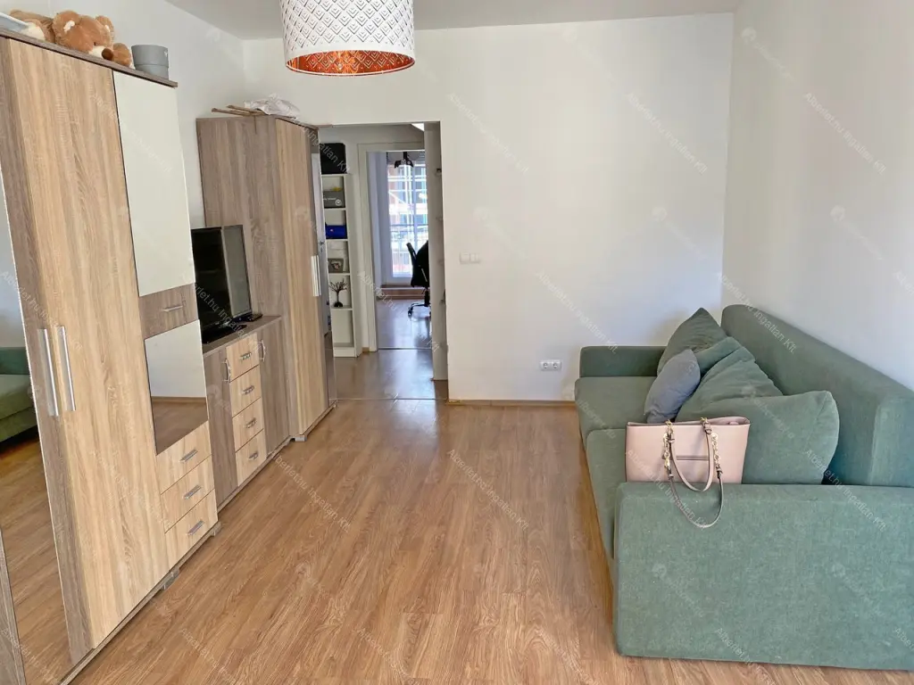 Kiadó albérlet 300000 Ft/hó áron: Budapest, IX. kerület  Gát utca. Mérete: 75 nm, 1 szobás | Alberlet.hu - 6645300