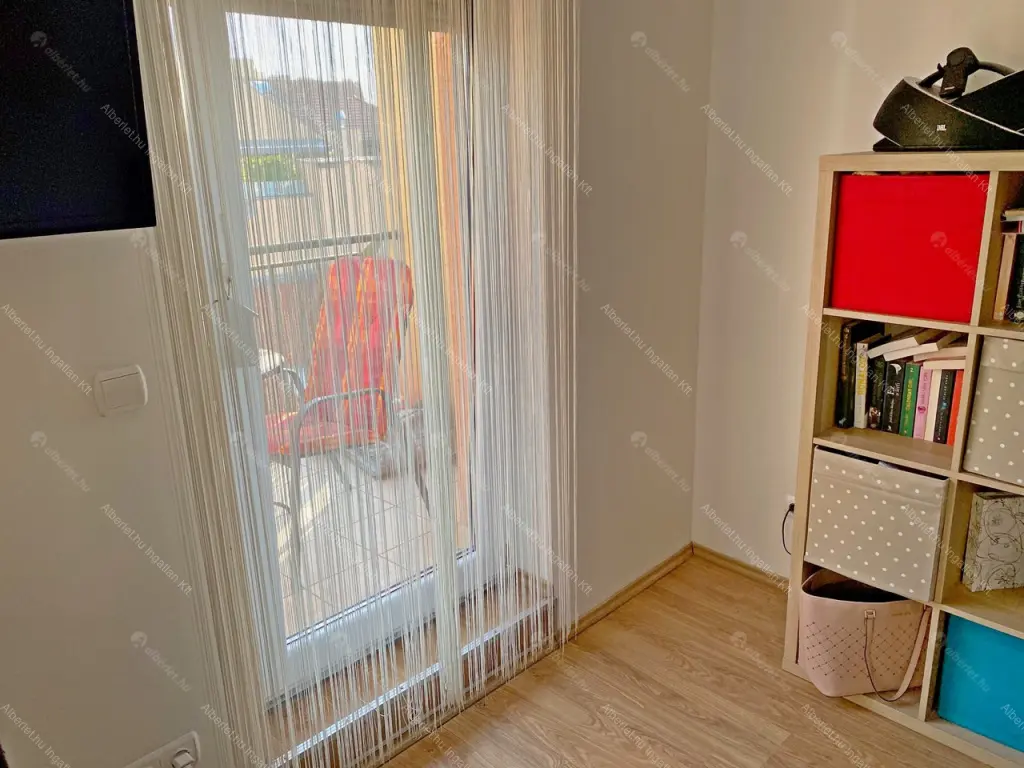 Kiadó albérlet 300000 Ft/hó áron: Budapest, IX. kerület  Gát utca. Mérete: 75 nm, 1 szobás | Alberlet.hu - 6645302