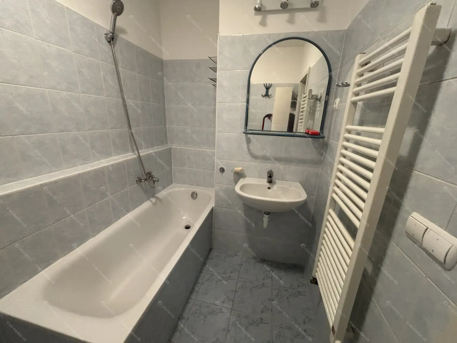 Kiadó albérlet 300000 Ft/hó áron: Budapest, IX. kerület  Gát utca. Mérete: 75 nm, 3 szobás | Alberlet.hu - 6649396