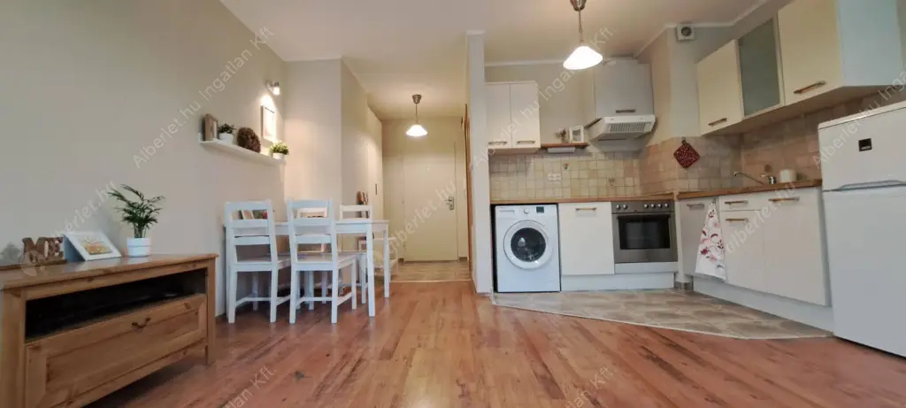 Kiadó albérlet 229000 Ft/hó áron: Budapest, IX. kerület  Haller utca. Mérete: 31 nm, 1 szobás | Alberlet.hu - 6616026