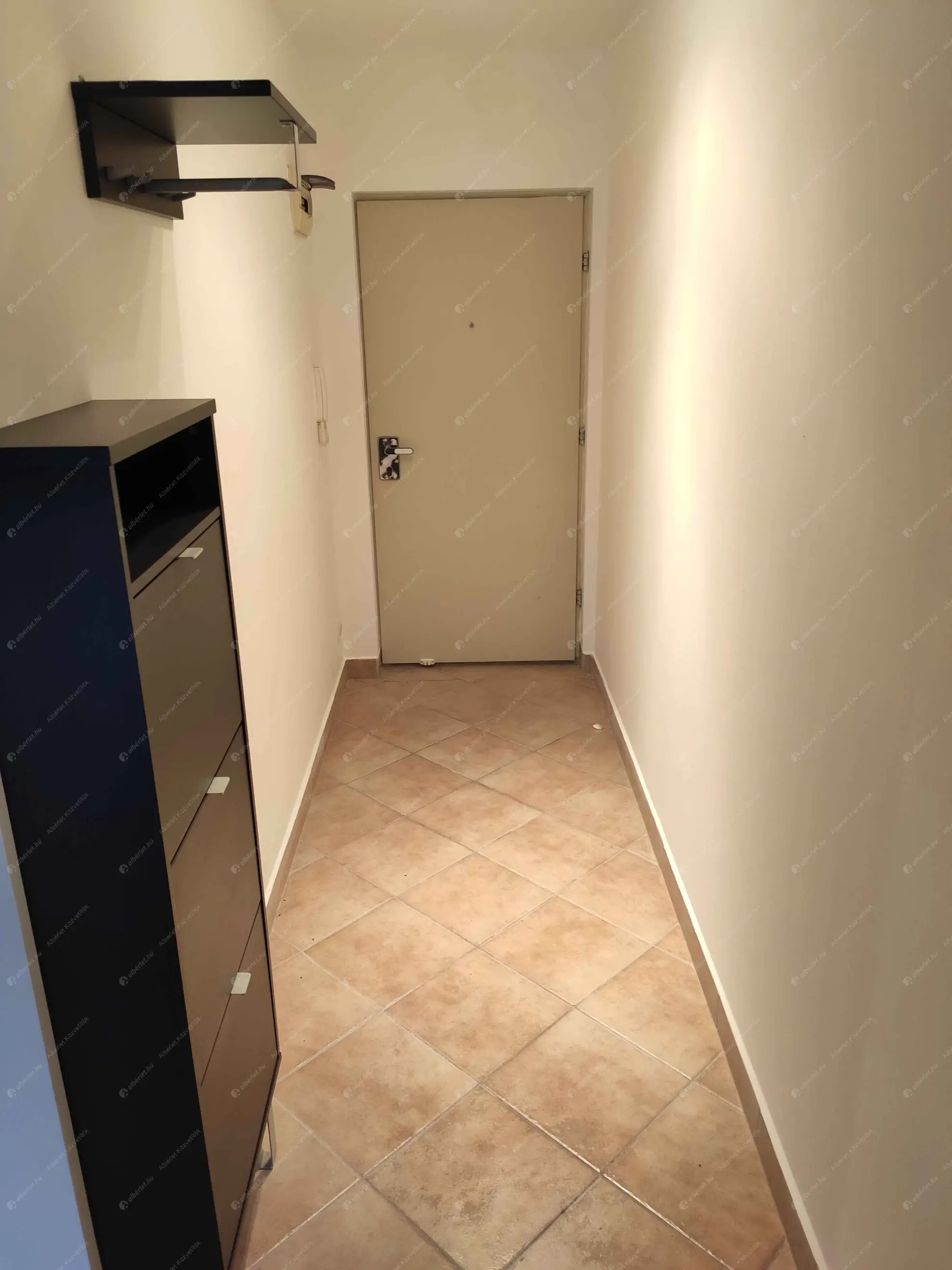 Kiadó albérlet 240000 Ft/hó áron: Budapest, IX. kerület  Haller utca. Mérete: 45 nm, 2 szobás | Alberlet.hu - 6611112