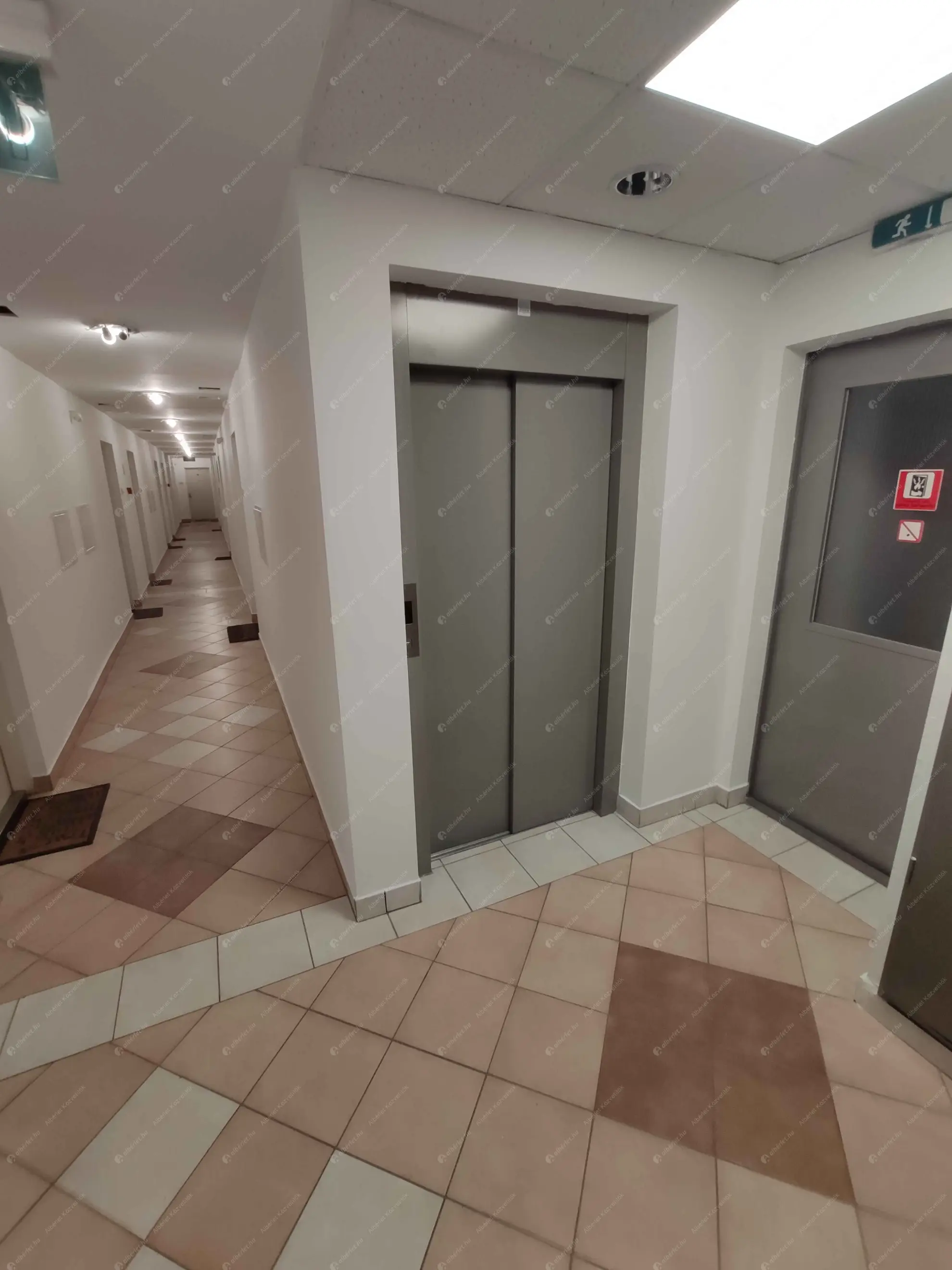 Kiadó albérlet 240000 Ft/hó áron: Budapest, IX. kerület  Haller utca. Mérete: 45 nm, 2 szobás | Alberlet.hu - 6611123