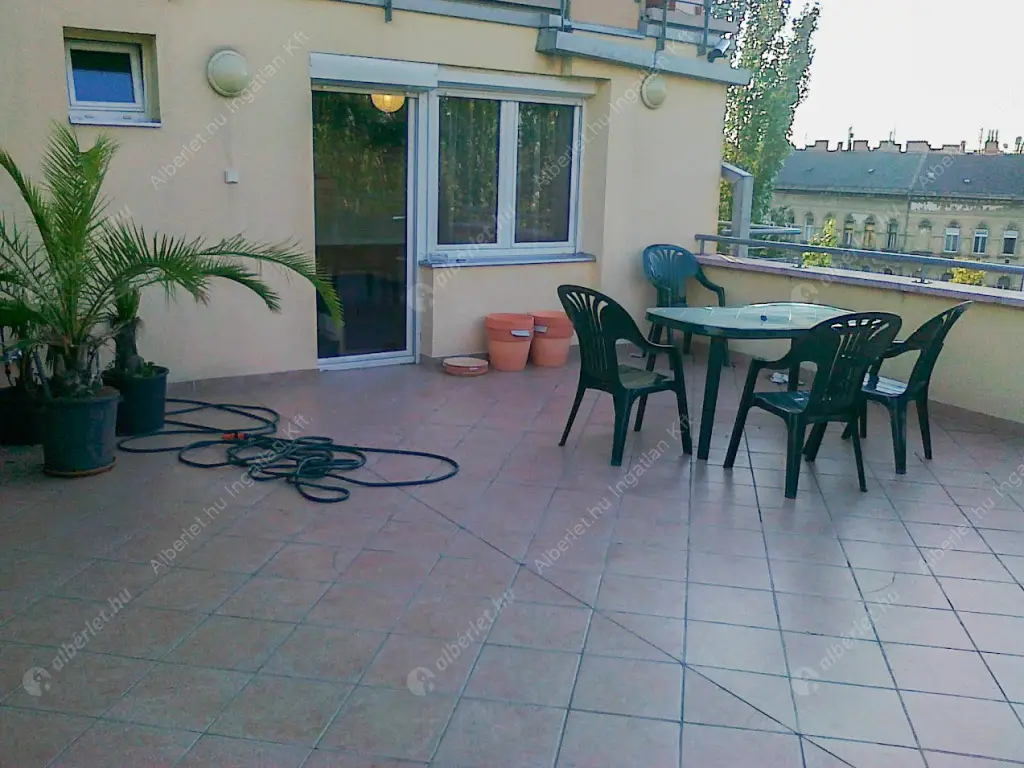 Kiadó albérlet 220000 Ft/hó áron: Budapest, IX. kerület  Haller utca. Mérete: 55 nm, 2 szobás | Alberlet.hu - 6598303