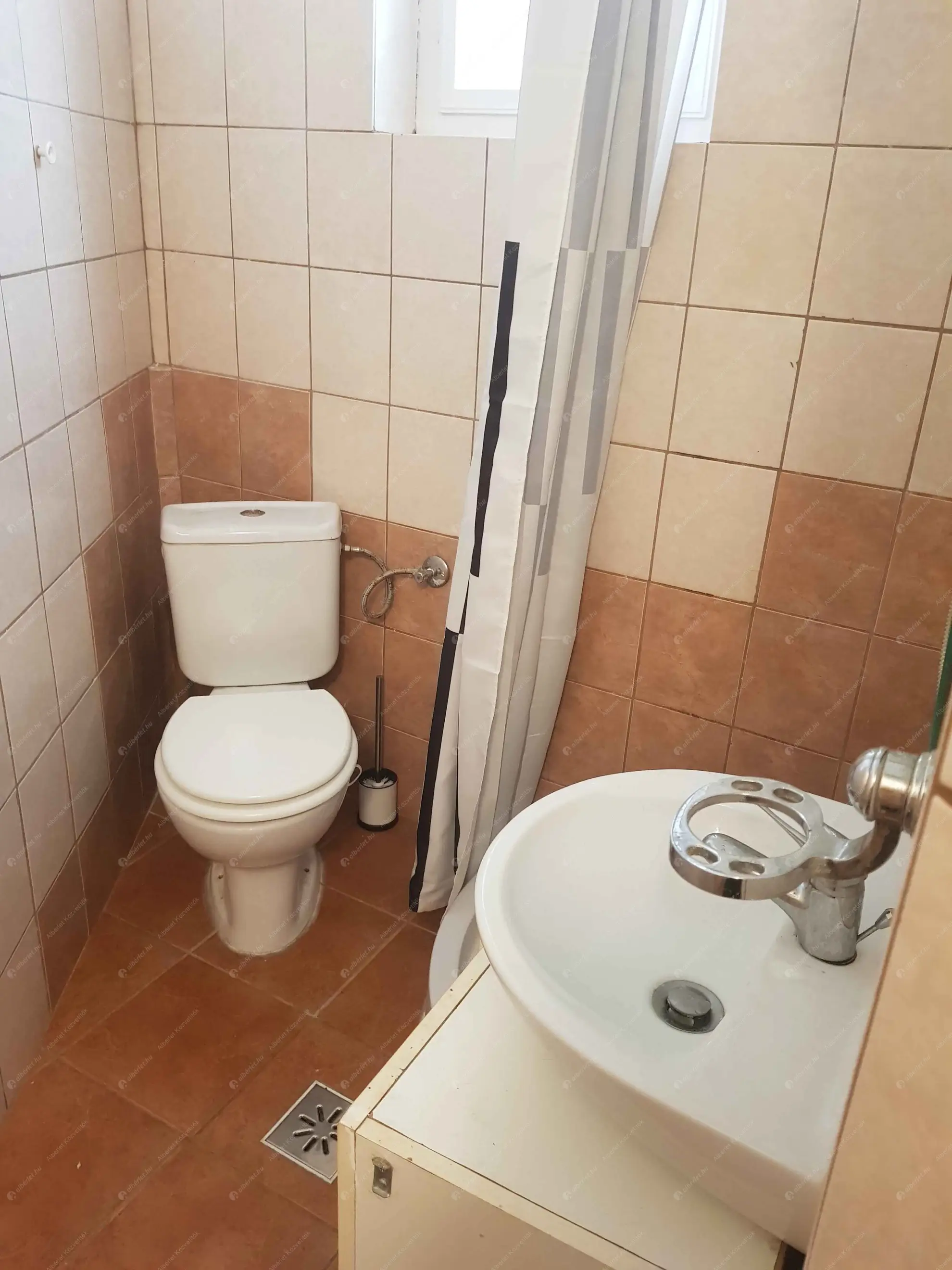 Kiadó albérlet 175000 Ft/hó áron: Budapest, IX. kerület  Hőgyes Endre utca. Mérete: 33 nm, 1 szobás | Alberlet.hu - 6626161