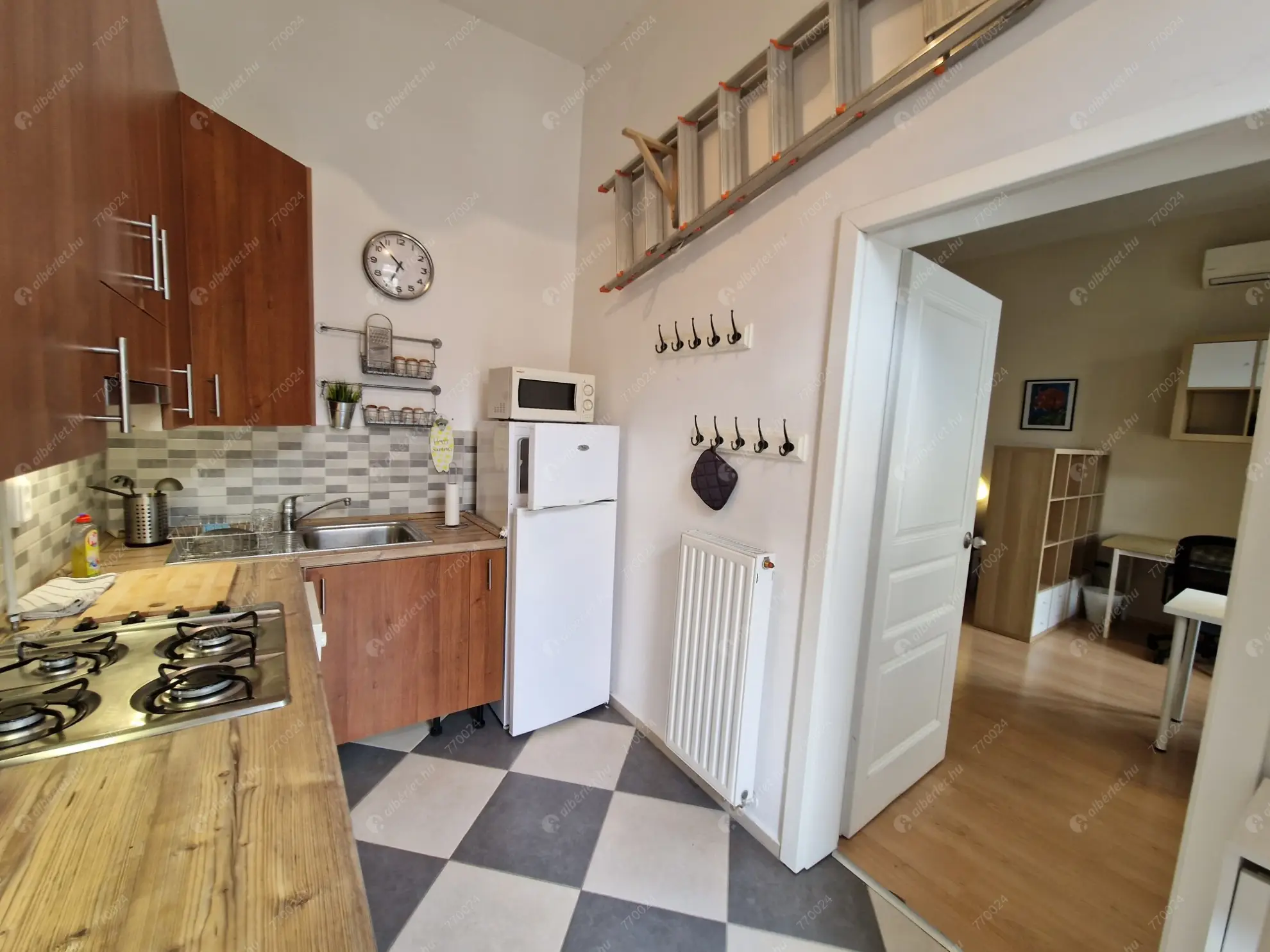 Kiadó albérlet 220000 Ft/hó áron: Budapest, IX. kerület  Hőgyes Endre utca. Mérete: 42 nm, 1 szobás | Alberlet.hu - 6565497
