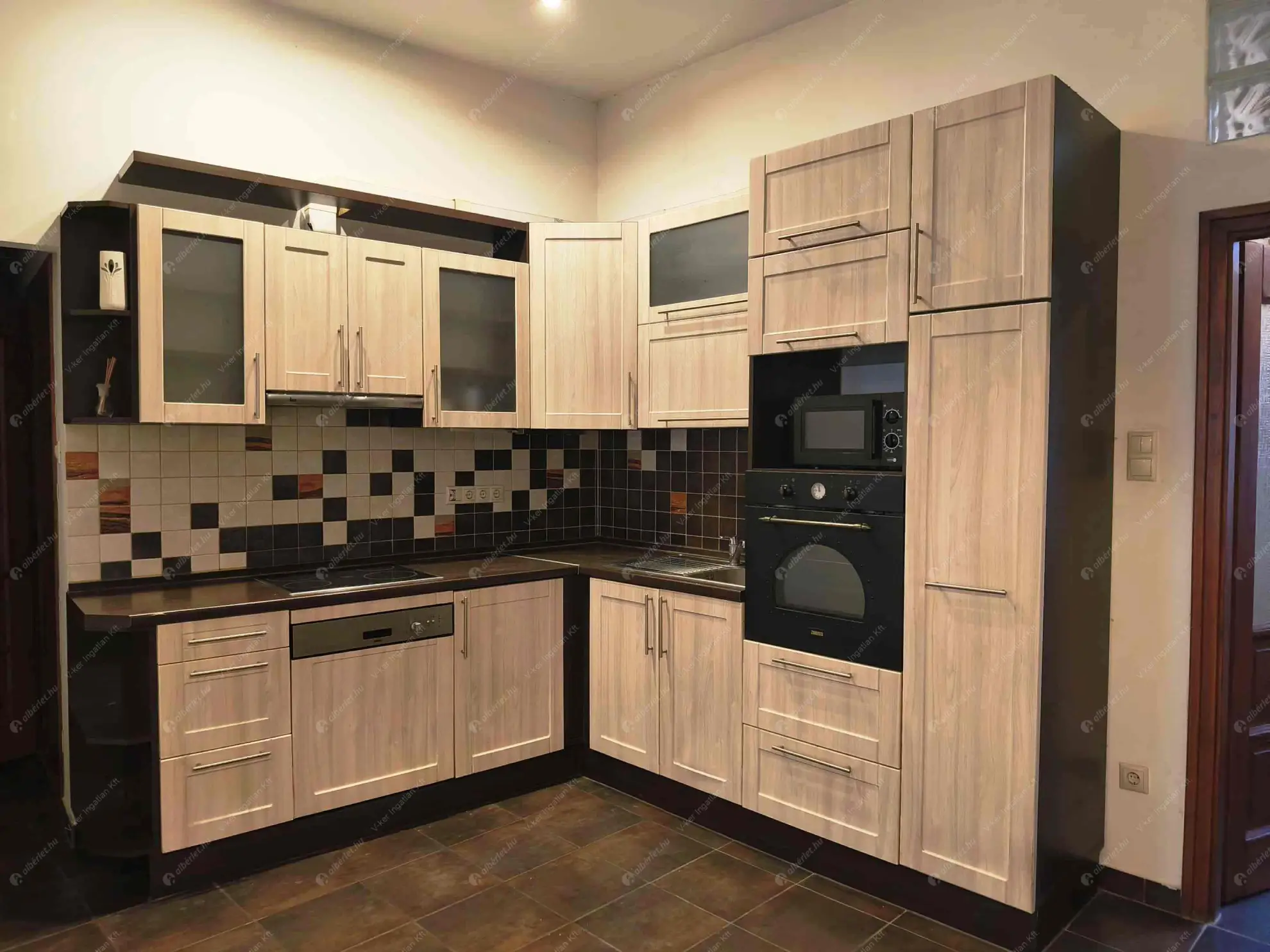 Kiadó albérlet 290000 Ft/hó áron: Budapest, IX. kerület  Hőgyes Endre utca. Mérete: 61 nm, 2 szobás | Alberlet.hu - 6588511