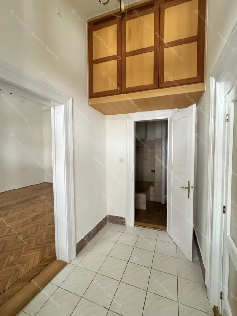 Kiadó albérlet 300000 Ft/hó áron: Budapest, IX. kerület  Hőgyes Endre utca. Mérete: 70 nm, 2 szobás | Alberlet.hu - 6808905