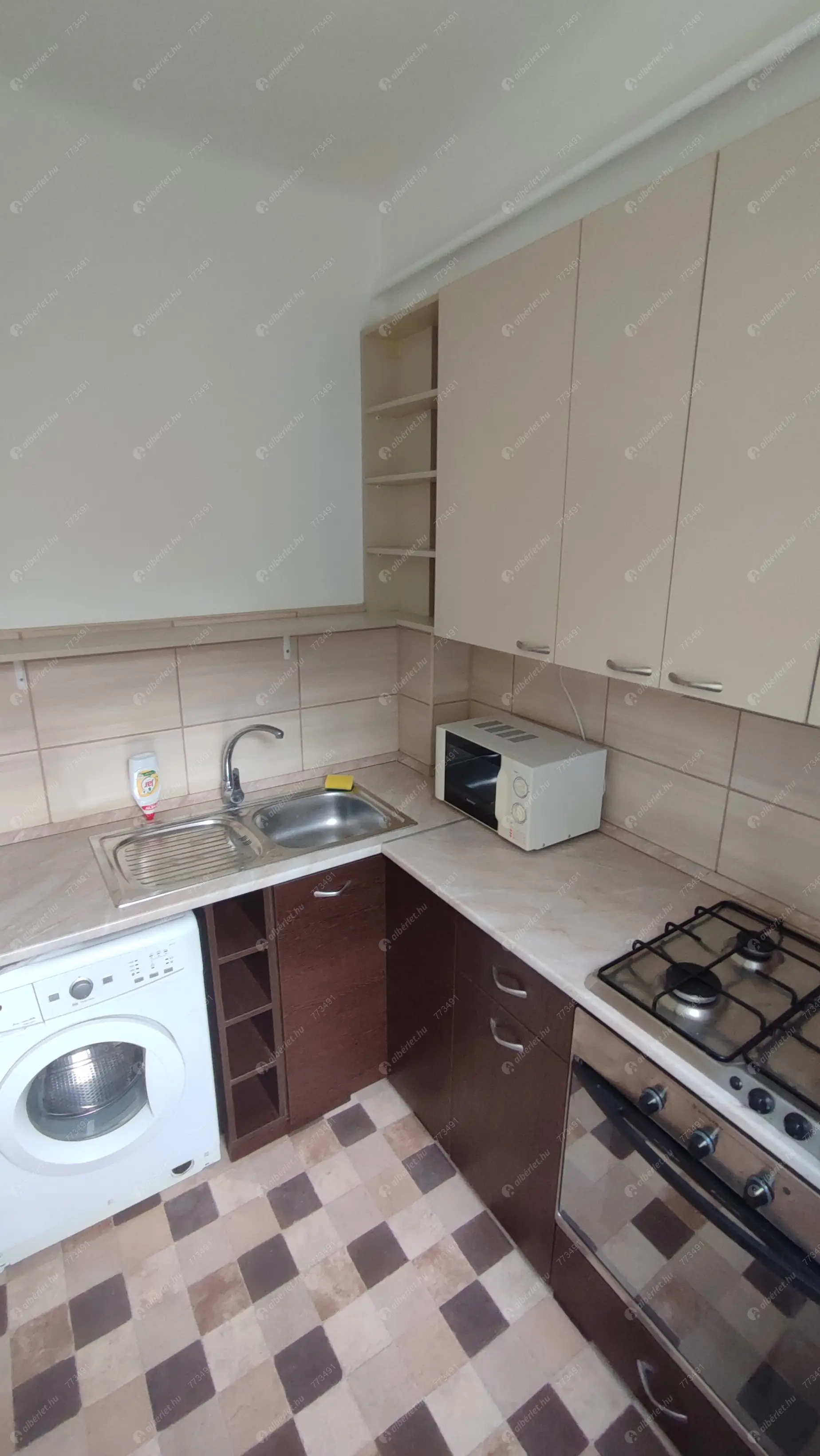 Kiadó albérlet 210000 Ft/hó áron: Budapest, IX. kerület  Ifjúmunkás utca. Mérete: 39 nm, 1 szobás | Alberlet.hu - 6631913