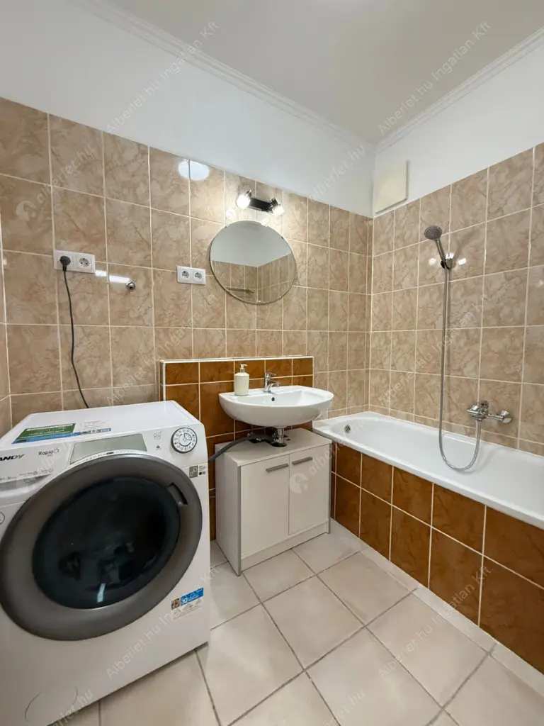 Kiadó albérlet 300000 Ft/hó áron: Budapest, IX. kerület  Ipar  utca . Mérete: 67 nm, 2 szobás | Alberlet.hu - 6580714