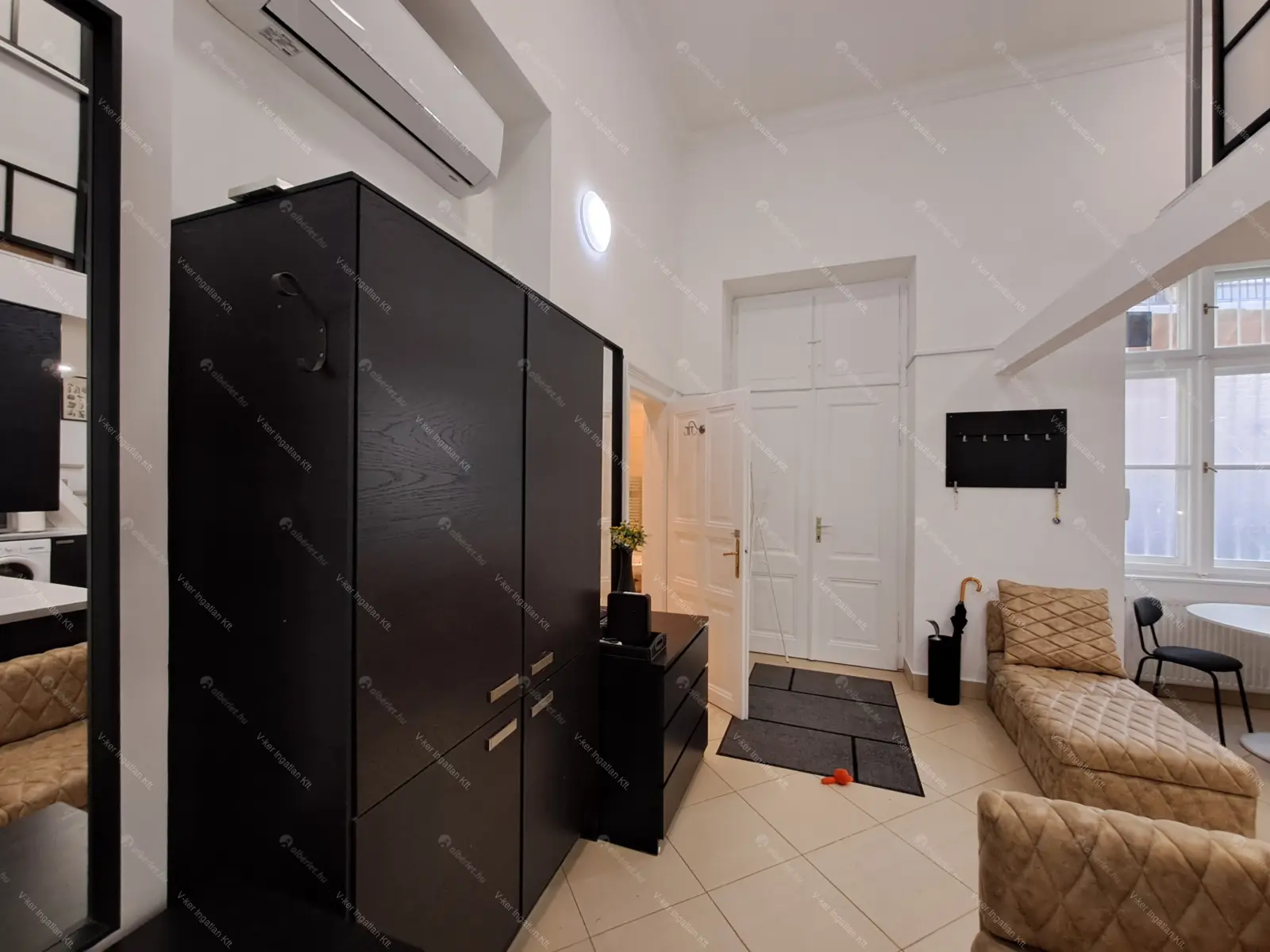 Kiadó albérlet 622000 Ft/hó áron: Budapest, IX. kerület  Kálvin tér. Mérete: 120 nm, 4 szobás | Alberlet.hu - 6706560