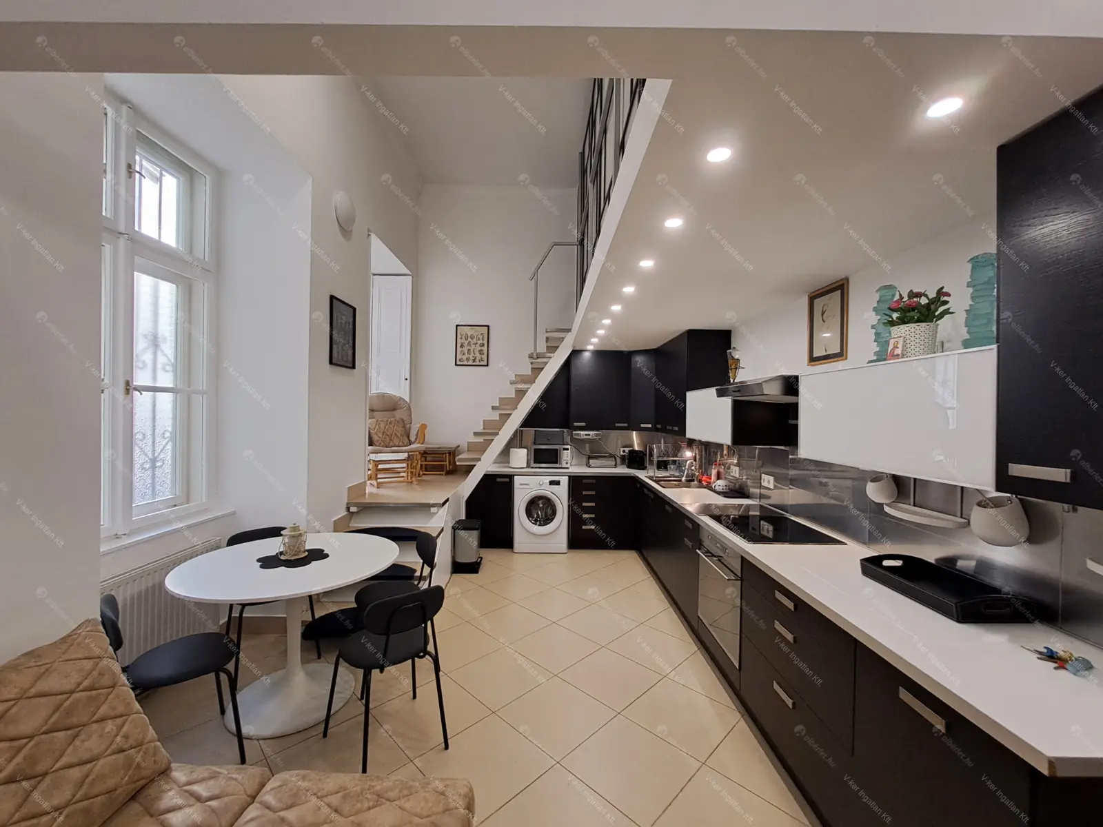 Kiadó albérlet 622000 Ft/hó áron: Budapest, IX. kerület  Kálvin tér. Mérete: 120 nm, 4 szobás | Alberlet.hu - 6706561