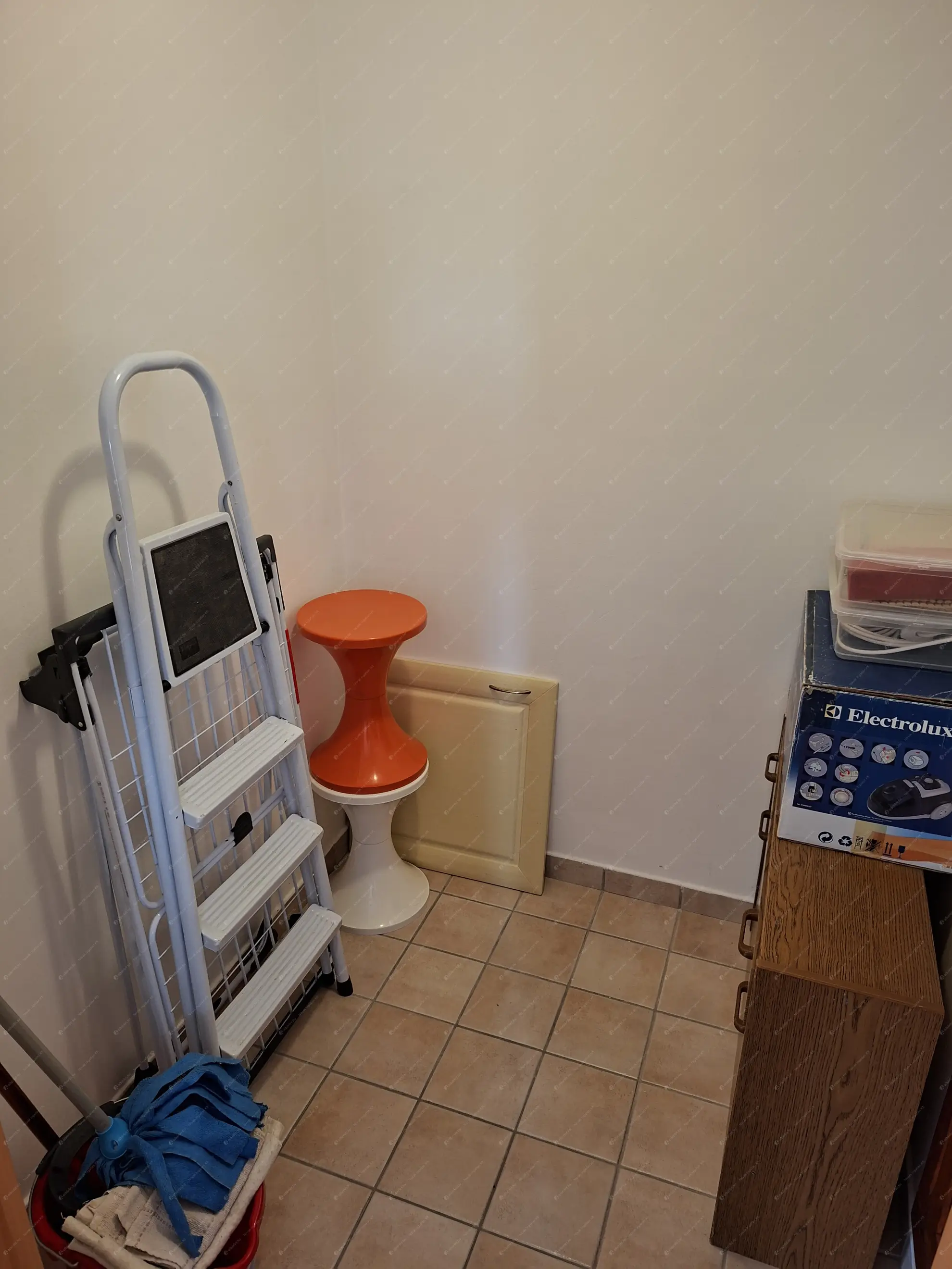 Kiadó albérlet 330000 Ft/hó áron: Budapest, IX. kerület  Kinizsi utca. Mérete: 61 nm, 2 szobás | Alberlet.hu - 6580255