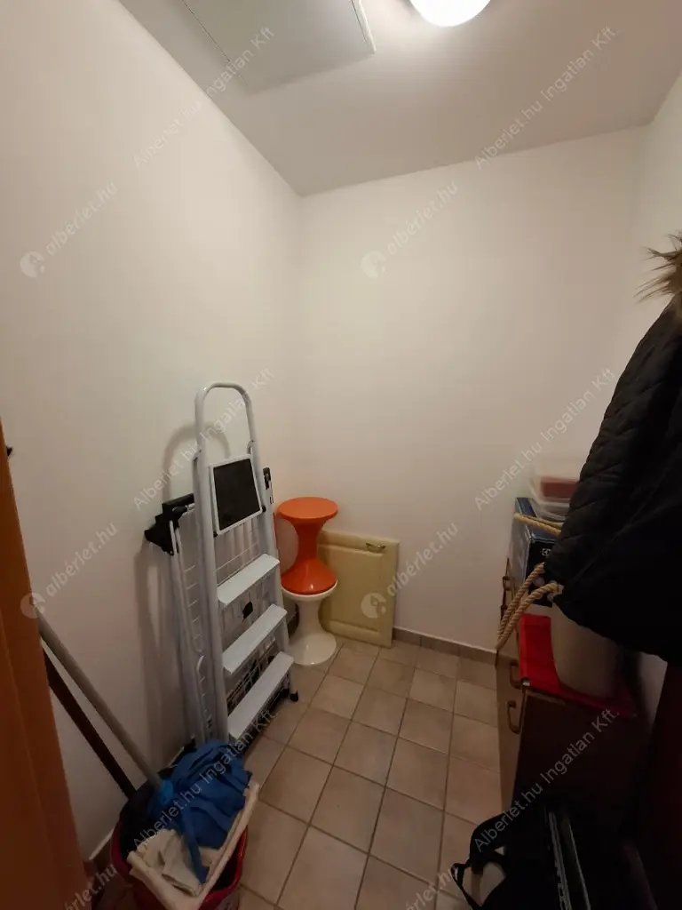 Kiadó albérlet 330000 Ft/hó áron: Budapest, IX. kerület  Kinizsi utca. Mérete: 61 nm, 2 szobás | Alberlet.hu - 6581502