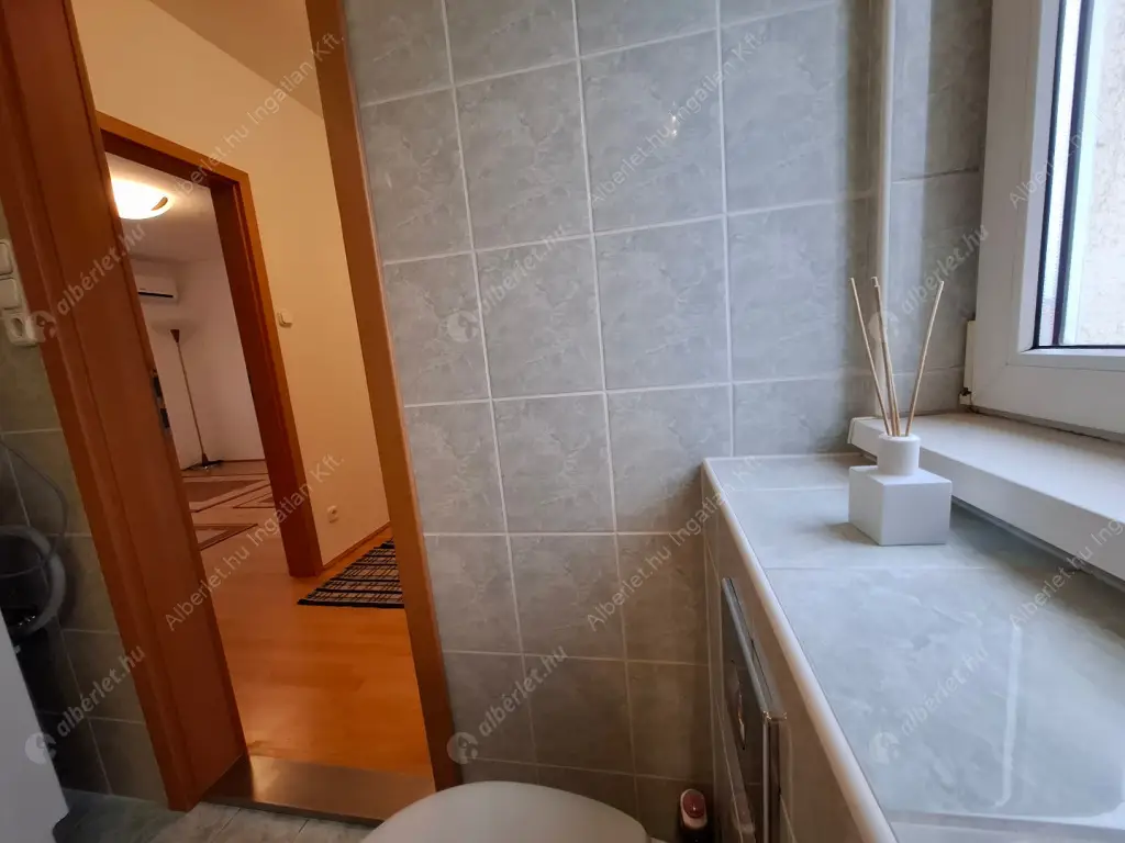 Kiadó albérlet 330000 Ft/hó áron: Budapest, IX. kerület  Kinizsi utca. Mérete: 61 nm, 2 szobás | Alberlet.hu - 6581510