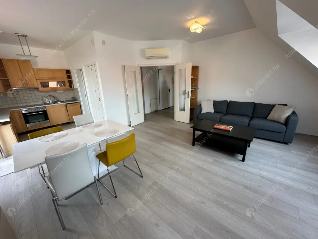 Kiadó albérlet 694000 Ft/hó áron: Budapest, IX. kerület  Kinizsi utca. Mérete: 80 nm, 3 szobás | Alberlet.hu - 6575024