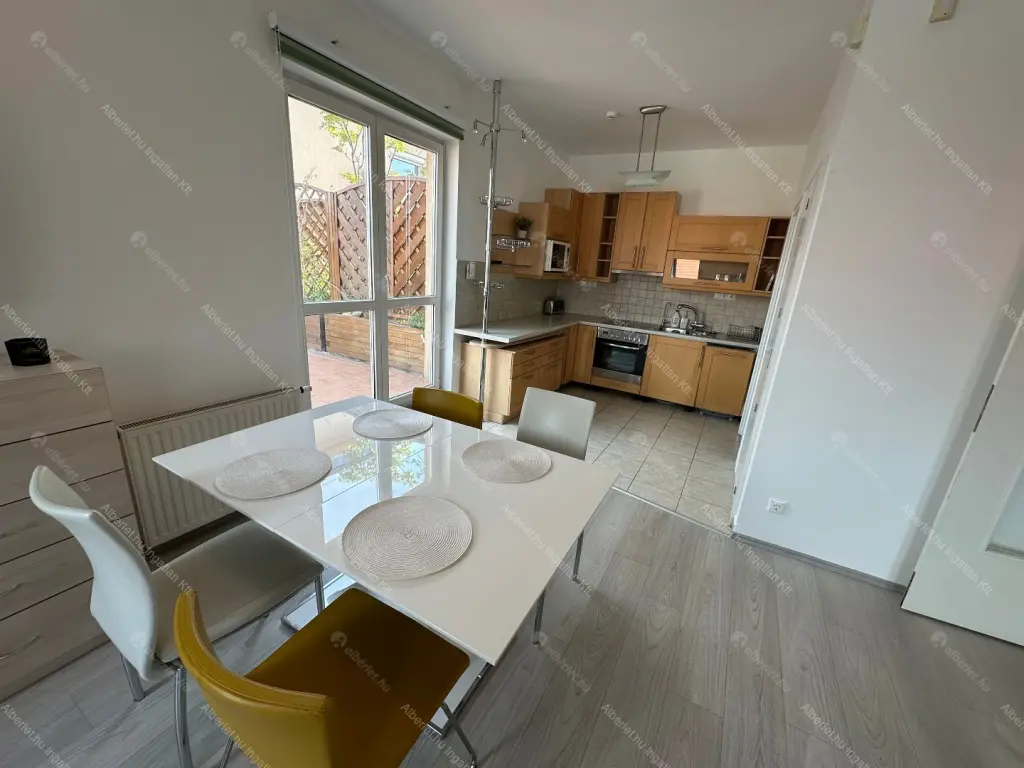 Kiadó albérlet 614000 Ft/hó áron: Budapest, IX. kerület  Kinizsi utca. Mérete: 80 nm, 3 szobás | Alberlet.hu - 6682006