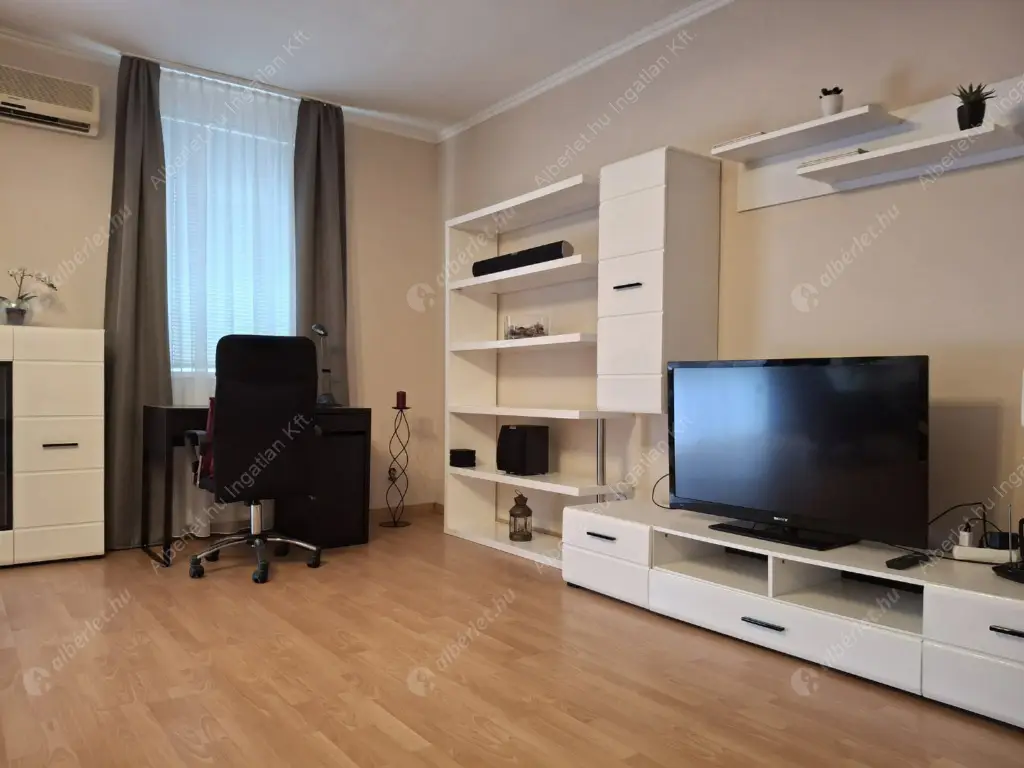 Kiadó albérlet 380000 Ft/hó áron: Budapest, IX. kerület  Kinizsi utca. Mérete: 84 nm, 2 szobás | Alberlet.hu - 6588952