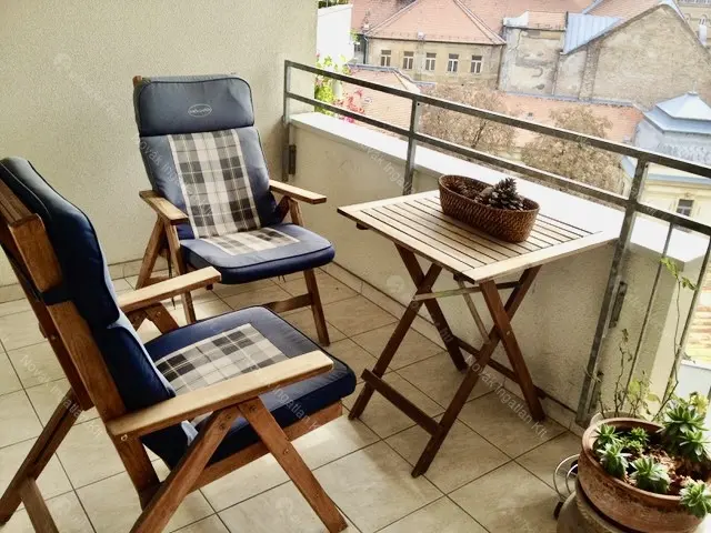 Kiadó albérlet 320000 Ft/hó áron: Budapest, IX. kerület  Knézich utca. Mérete: 58 nm, 2 szobás | Alberlet.hu - 6693250