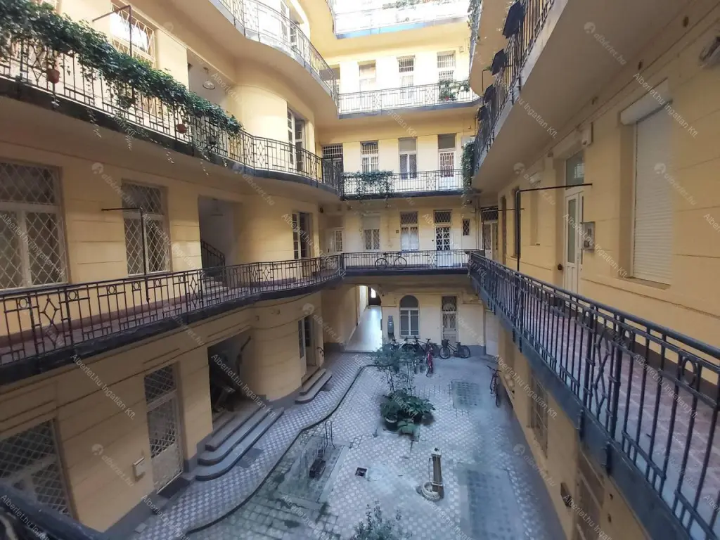 Kiadó albérlet 370000 Ft/hó áron: Budapest, IX. kerület  Közraktár utca. Mérete: 100 nm, 3 szobás | Alberlet.hu - 6688311