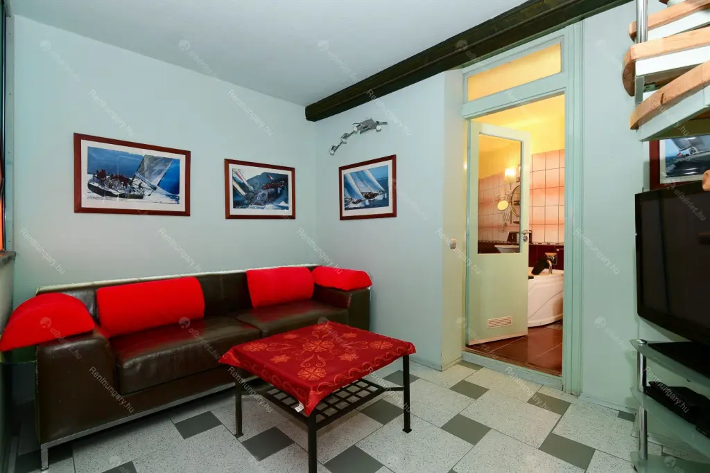 Kiadó albérlet 660000 Ft/hó áron: Budapest, IX. kerület  Közraktár utca. Mérete: 183 nm, 4 szobás | Alberlet.hu - 6792072