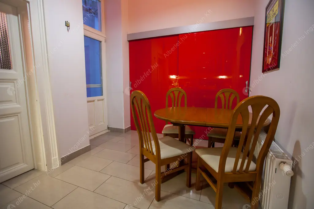 Kiadó albérlet 350000 Ft/hó áron: Budapest, IX. kerület  Közraktár utca. Mérete: 82 nm, 3 szobás | Alberlet.hu - 6597112