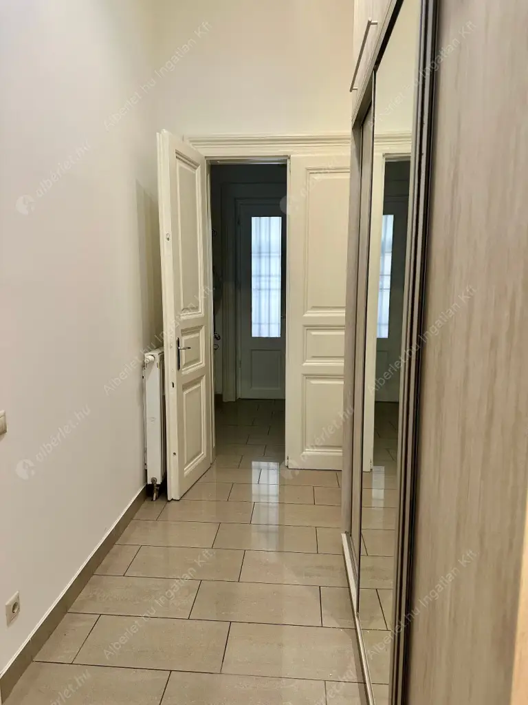 Kiadó albérlet 350000 Ft/hó áron: Budapest, IX. kerület  Közraktár utca. Mérete: 82 nm, 3 szobás | Alberlet.hu - 6597124