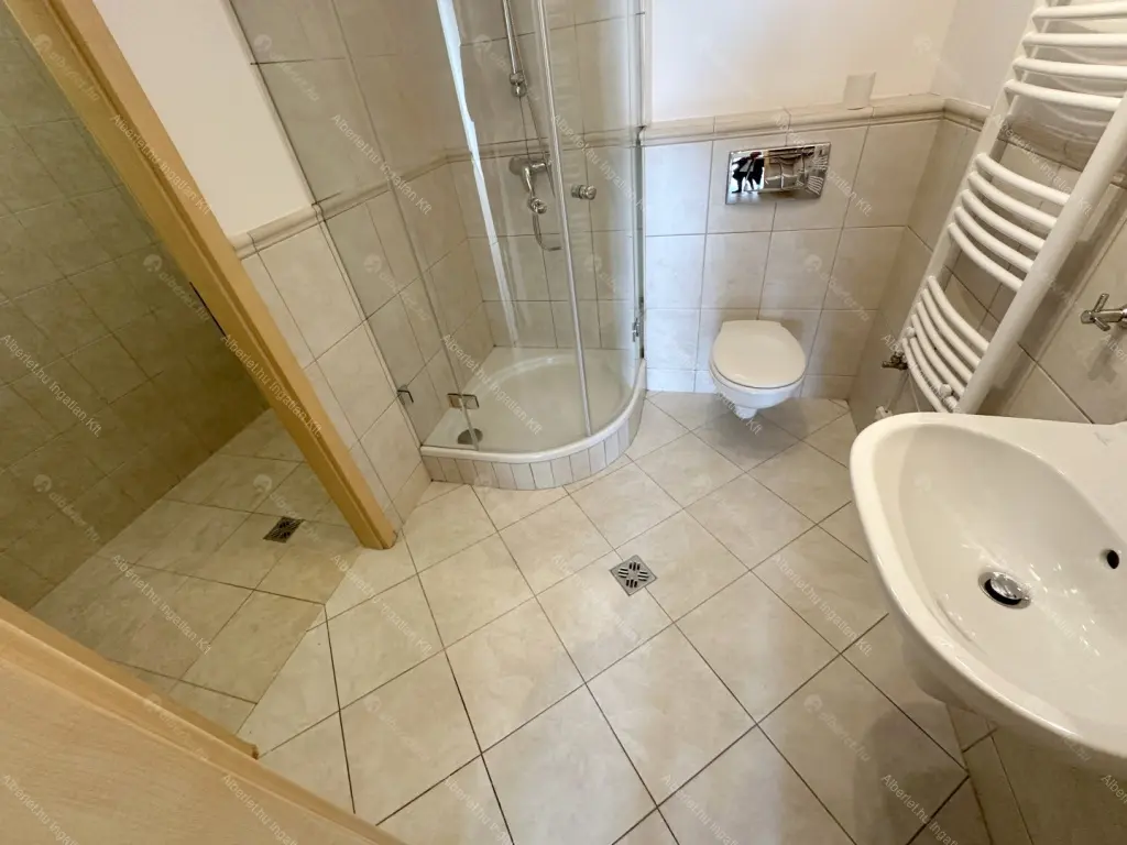 Kiadó albérlet 583000 Ft/hó áron: Budapest, IX. kerület  Lechner Ödön fasor. Mérete: 116 nm, 3 szobás | Alberlet.hu - 6686275