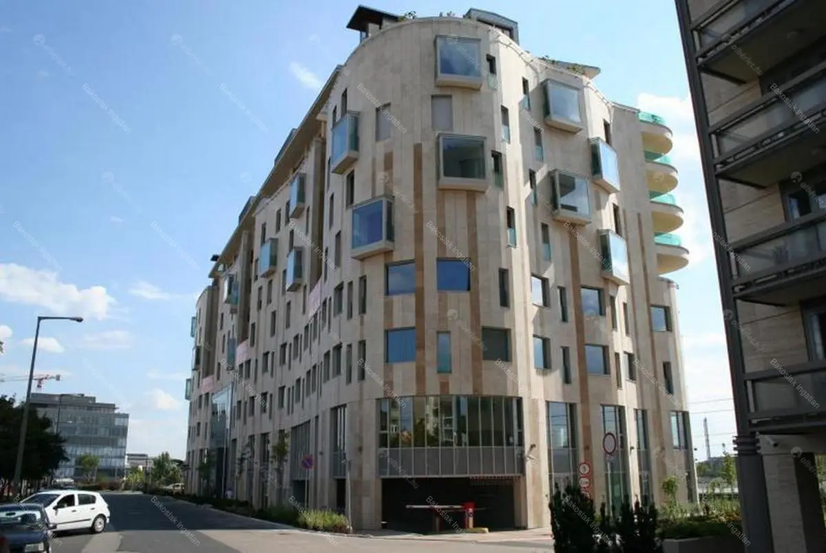 Kiadó albérlet 912000 Ft/hó áron: Budapest, IX. kerület  Lechner Ödön fasor. Mérete: 130 nm, 4 szobás | Alberlet.hu - 6700940