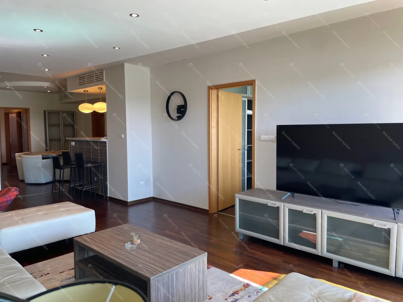 Kiadó albérlet 912000 Ft/hó áron: Budapest, IX. kerület  Lechner Ödön fasor. Mérete: 130 nm, 4 szobás | Alberlet.hu - 6700948