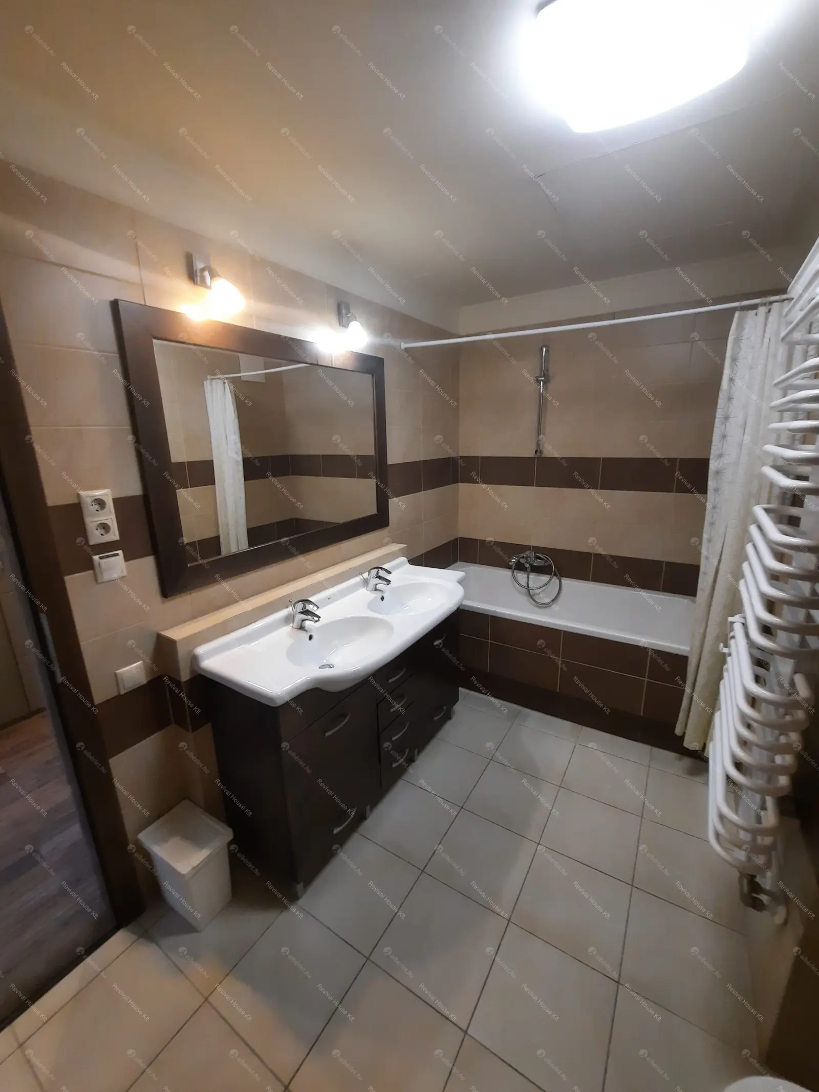 Kiadó albérlet 1322000 Ft/hó áron: Budapest, IX. kerület  Lechner Ödön fasor. Mérete: 147 nm, 4 szobás | Alberlet.hu - 6655765