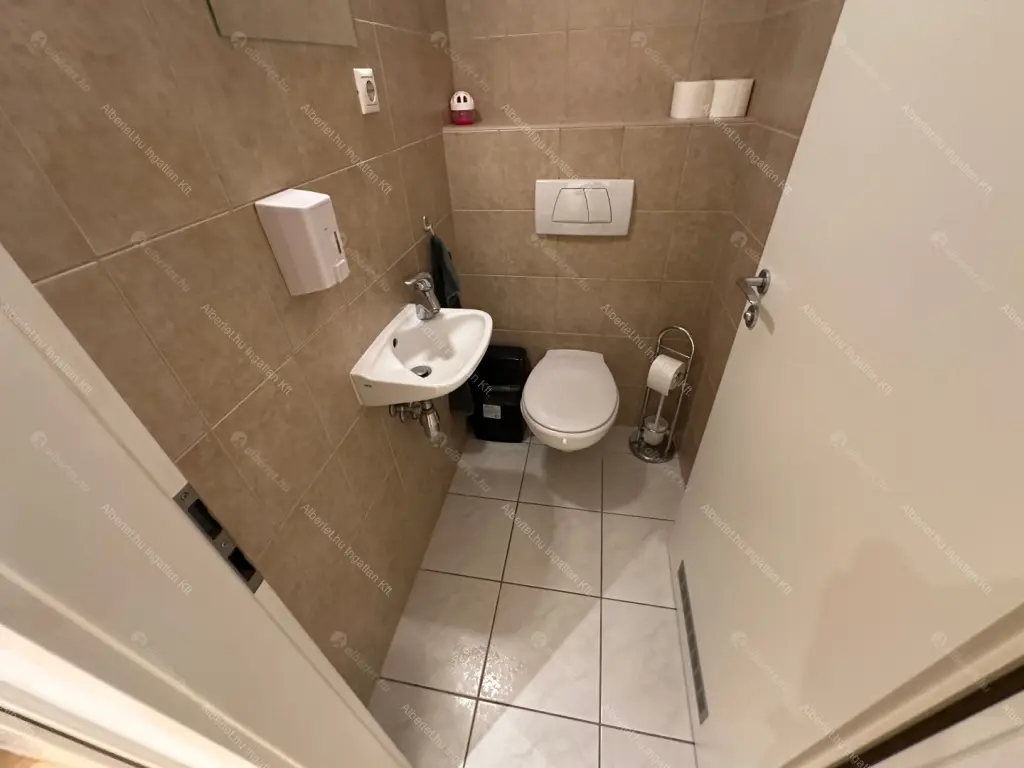 Kiadó albérlet 350000 Ft/hó áron: Budapest, IX. kerület  Lechner Ödön fasor. Mérete: 74 nm, 2 szobás | Alberlet.hu - 6662212