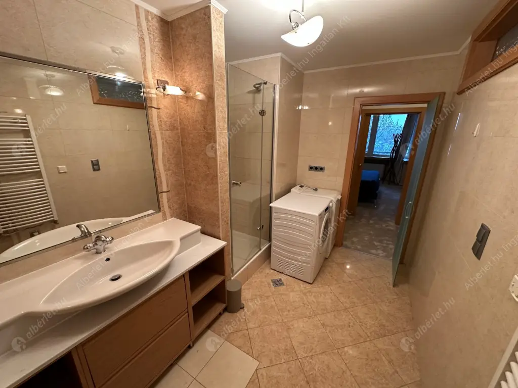 Kiadó albérlet 480000 Ft/hó áron: Budapest, IX. kerület  Lechner Ödön fasor. Mérete: 74 nm, 2 szobás | Alberlet.hu - 6634501