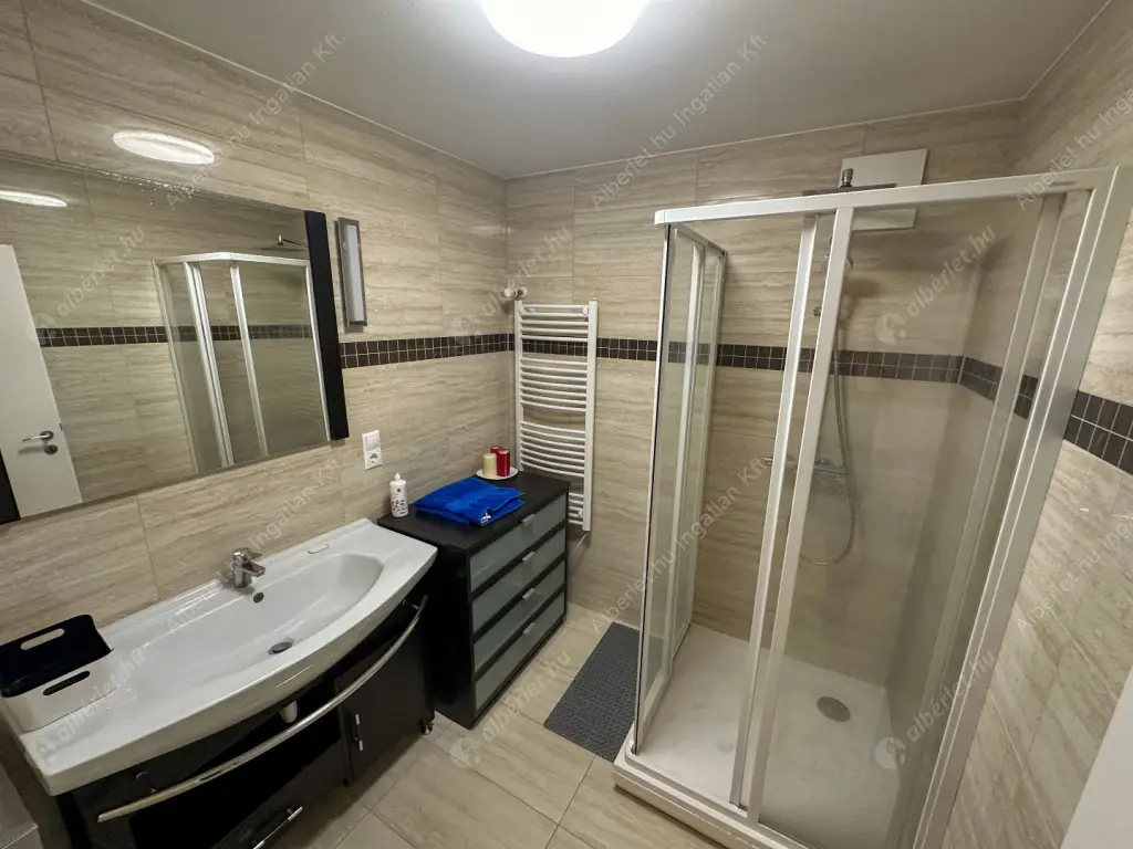 Kiadó albérlet 500000 Ft/hó áron: Budapest, IX. kerület  Lechner Ödön fasor. Mérete: 79 nm, 2 szobás | Alberlet.hu - 6600979