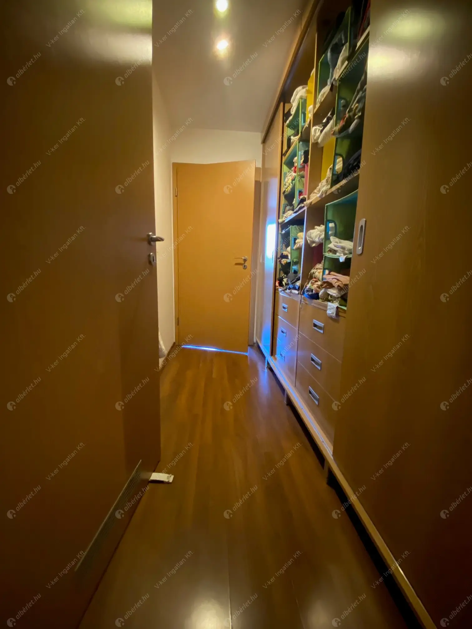 Kiadó albérlet 580000 Ft/hó áron: Budapest, IX. kerület  Lechner Ödön fasor. Mérete: 90 nm, 3 szobás | Alberlet.hu - 6552743