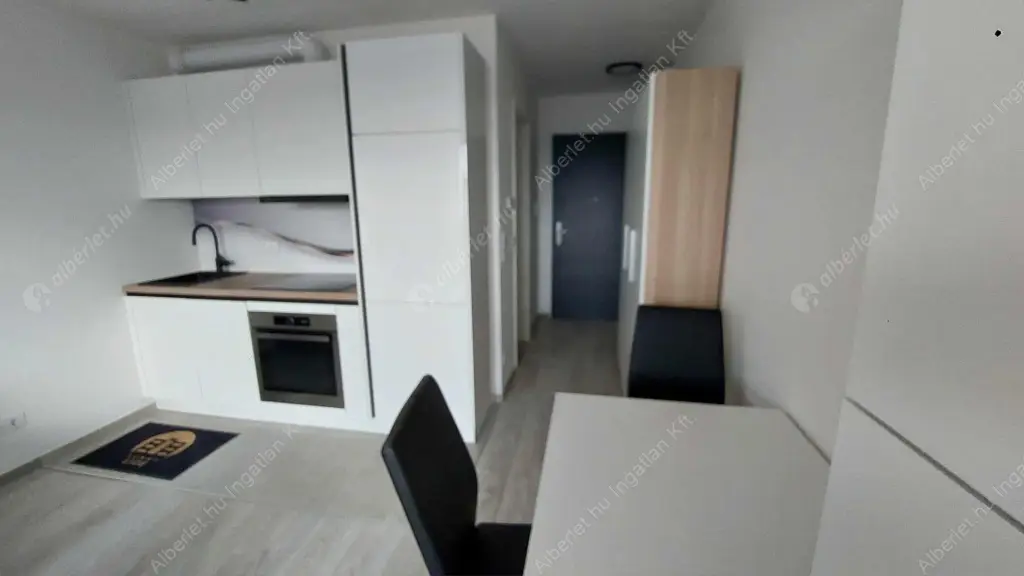 Kiadó albérlet 218000 Ft/hó áron: Budapest, IX. kerület  Lenhossék utca. Mérete: 28 nm, 1 szobás | Alberlet.hu - 6562149