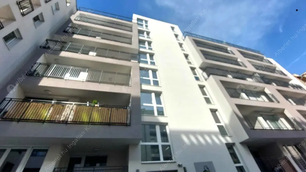 Kiadó albérlet 213000 Ft/hó áron: Budapest, IX. kerület  Lenhossék utca. Mérete: 28 nm, 1 szobás | Alberlet.hu - 6573632