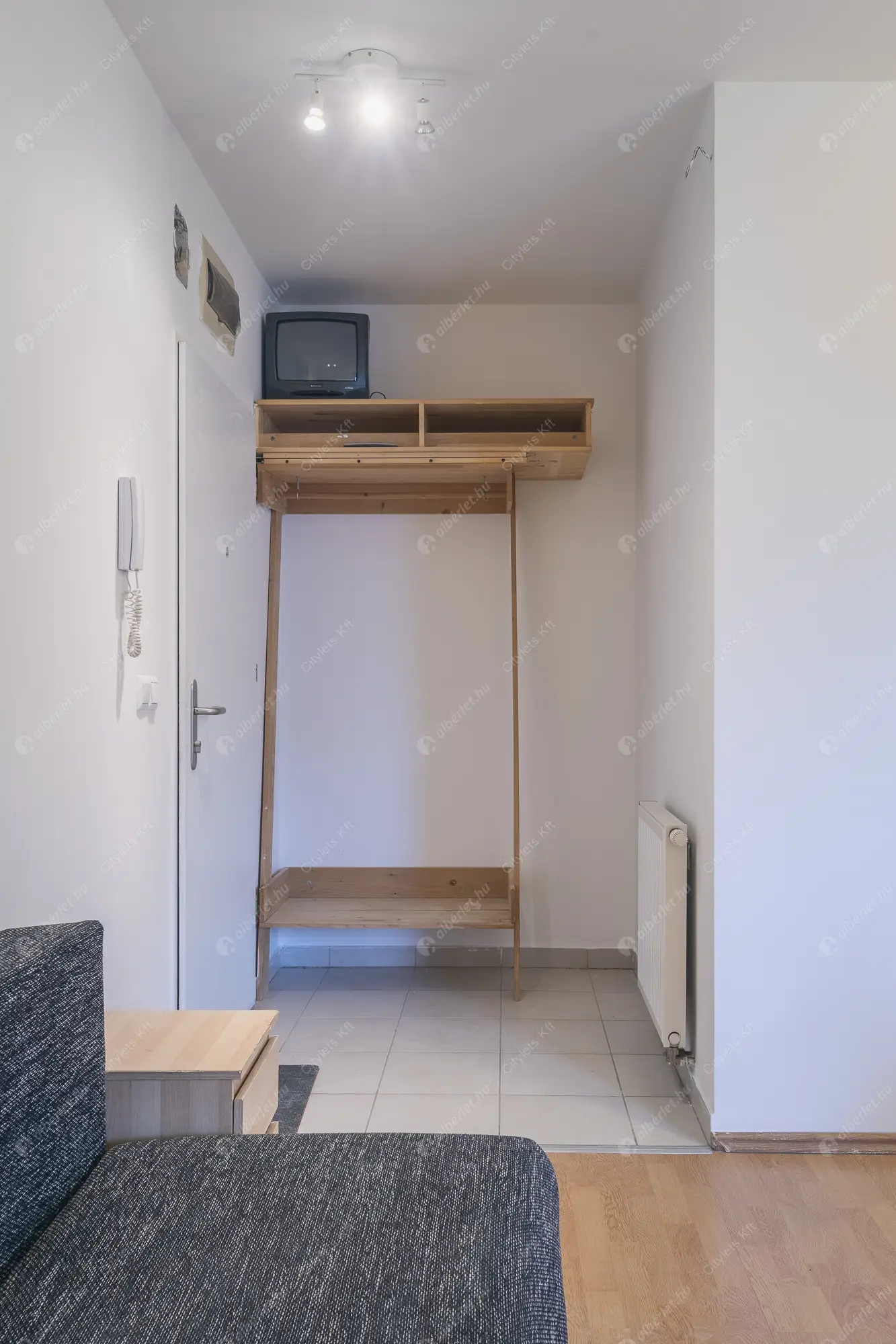 Kiadó albérlet 200000 Ft/hó áron: Budapest, IX. kerület  Lenhossék utca. Mérete: 32 nm, 1 szobás | Alberlet.hu - 6606970