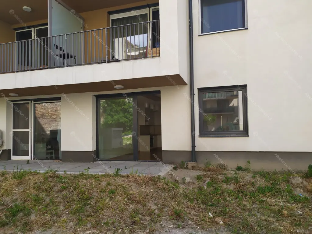 Kiadó albérlet 250000 Ft/hó áron: Budapest, IX. kerület  Lenhossék utca. Mérete: 44 nm, 1 szobás | Alberlet.hu - 6647703