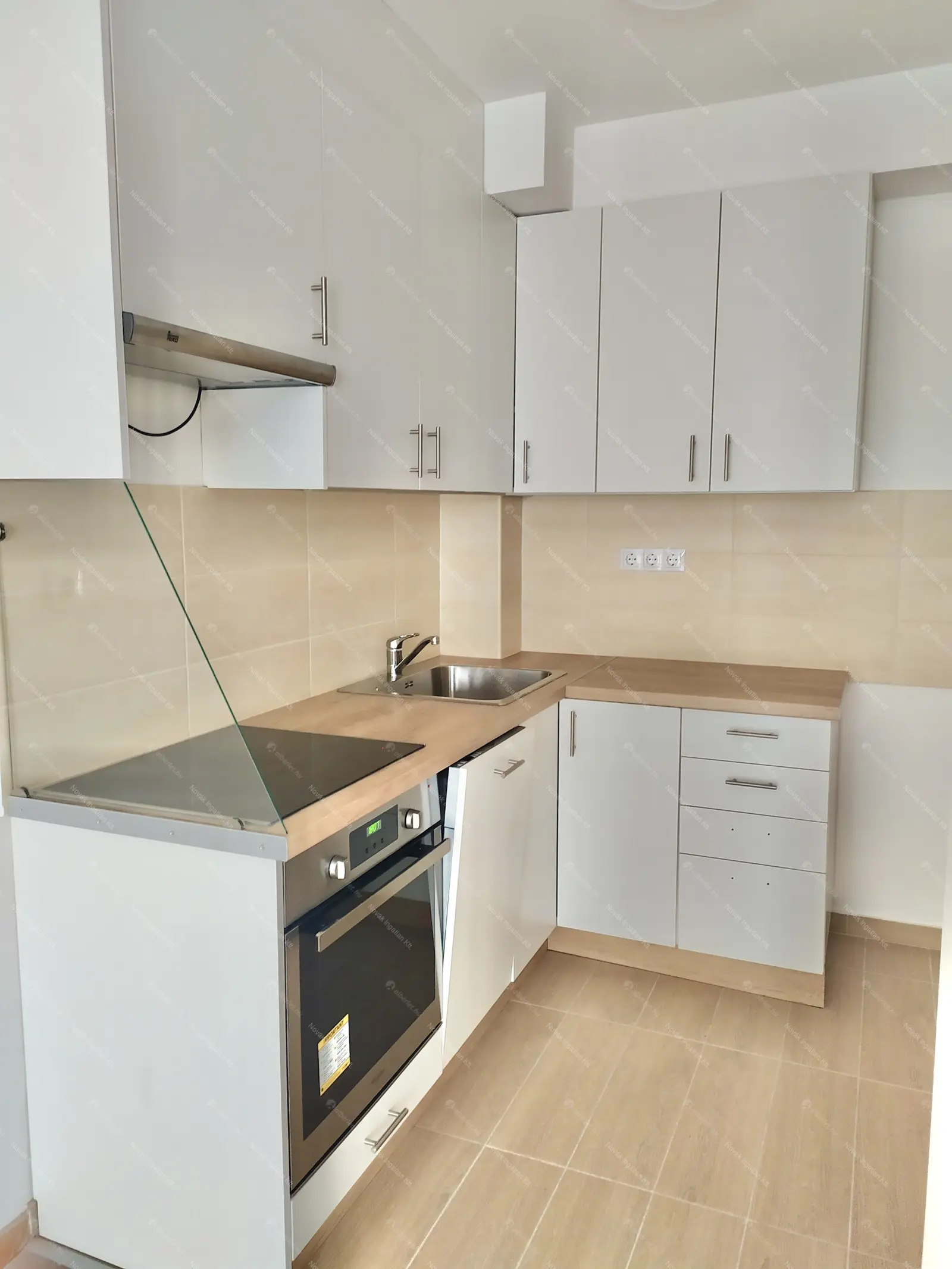 Kiadó albérlet 240000 Ft/hó áron: Budapest, IX. kerület  Lenhossék utca. Mérete: 44 nm, 2 szobás | Alberlet.hu - 6665776