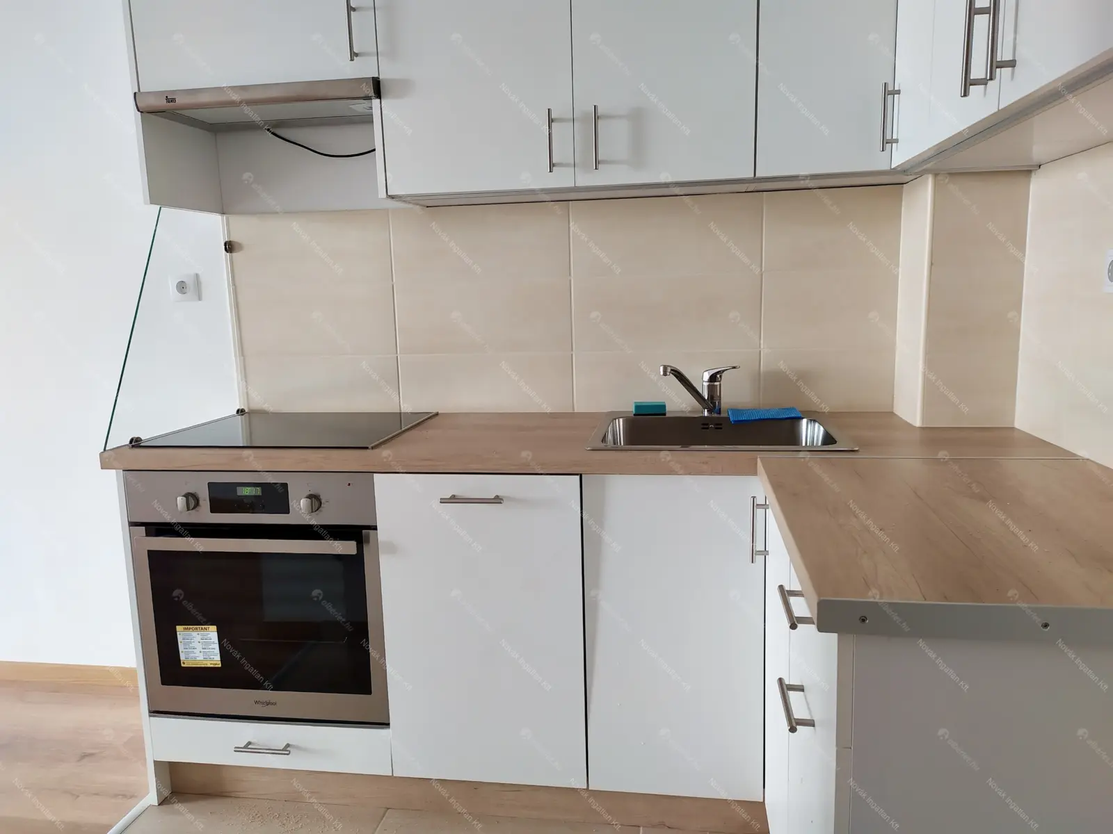 Kiadó albérlet 240000 Ft/hó áron: Budapest, IX. kerület  Lenhossék utca. Mérete: 44 nm, 2 szobás | Alberlet.hu - 6665781