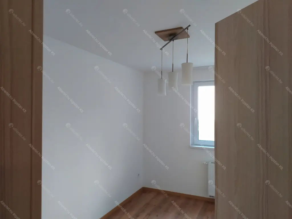 Kiadó albérlet 240000 Ft/hó áron: Budapest, IX. kerület  Lenhossék utca. Mérete: 44 nm, 2 szobás | Alberlet.hu - 6669495