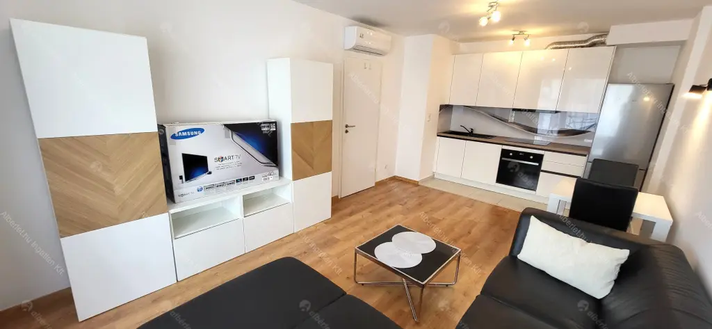 Kiadó albérlet 306000 Ft/hó áron: Budapest, IX. kerület  Lenhossék utca. Mérete: 45 nm, 2 szobás | Alberlet.hu - 6672477