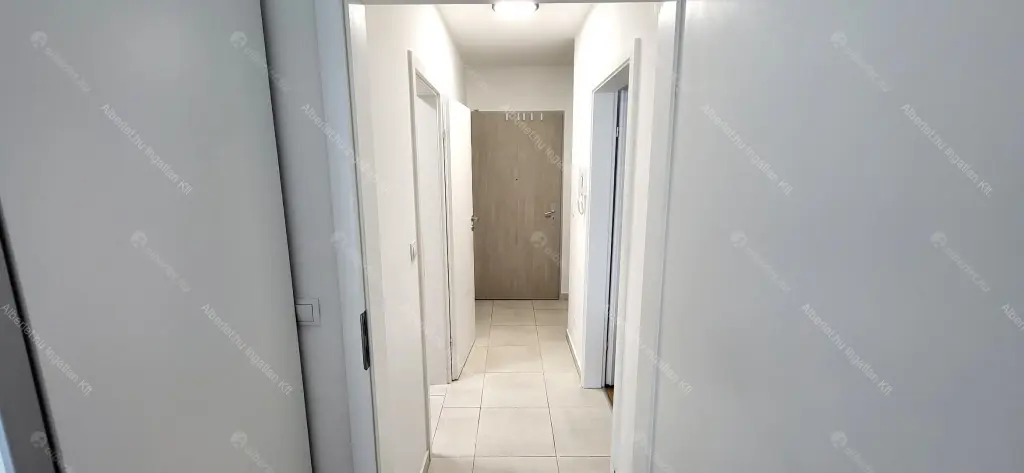 Kiadó albérlet 306000 Ft/hó áron: Budapest, IX. kerület  Lenhossék utca. Mérete: 45 nm, 2 szobás | Alberlet.hu - 6672481