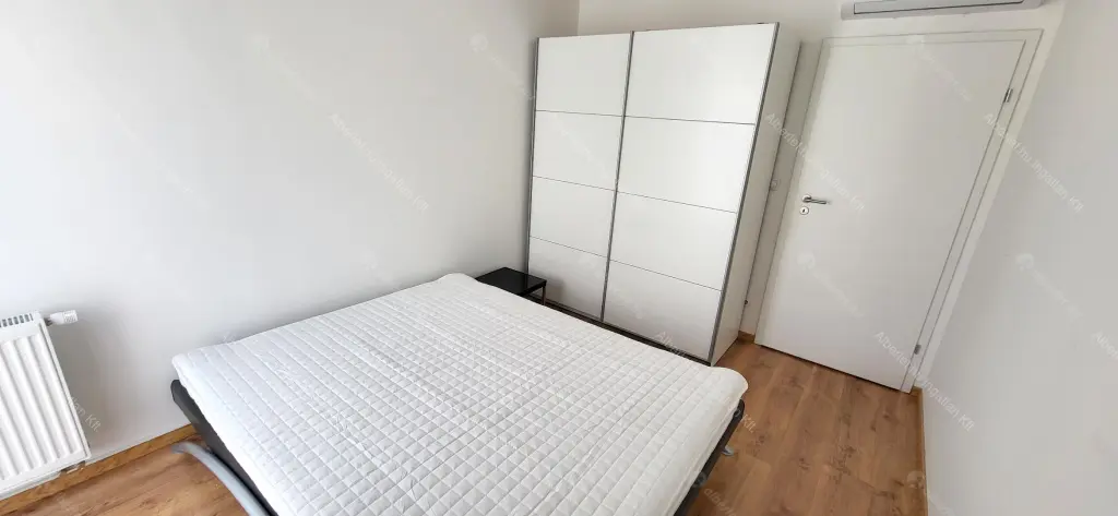 Kiadó albérlet 306000 Ft/hó áron: Budapest, IX. kerület  Lenhossék utca. Mérete: 45 nm, 2 szobás | Alberlet.hu - 6672482