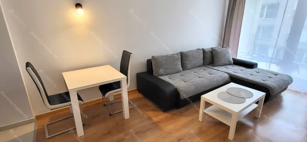 Kiadó albérlet 295000 Ft/hó áron: Budapest, IX. kerület  Lenhossék utca. Mérete: 45 nm, 2 szobás | Alberlet.hu - 6643568