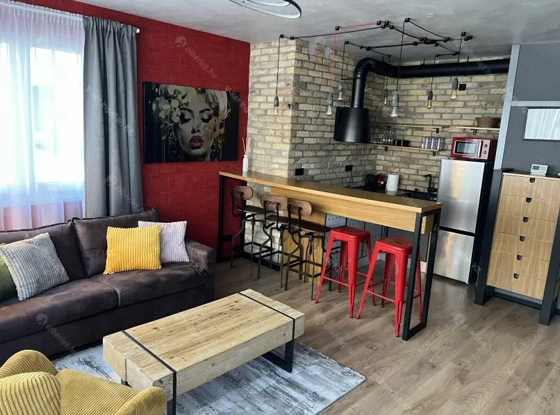 Kiadó albérlet 300000 Ft/hó áron: Budapest, IX. kerület  Lenhossék utca. Mérete: 47 nm, 2 szobás | Alberlet.hu - 6687506