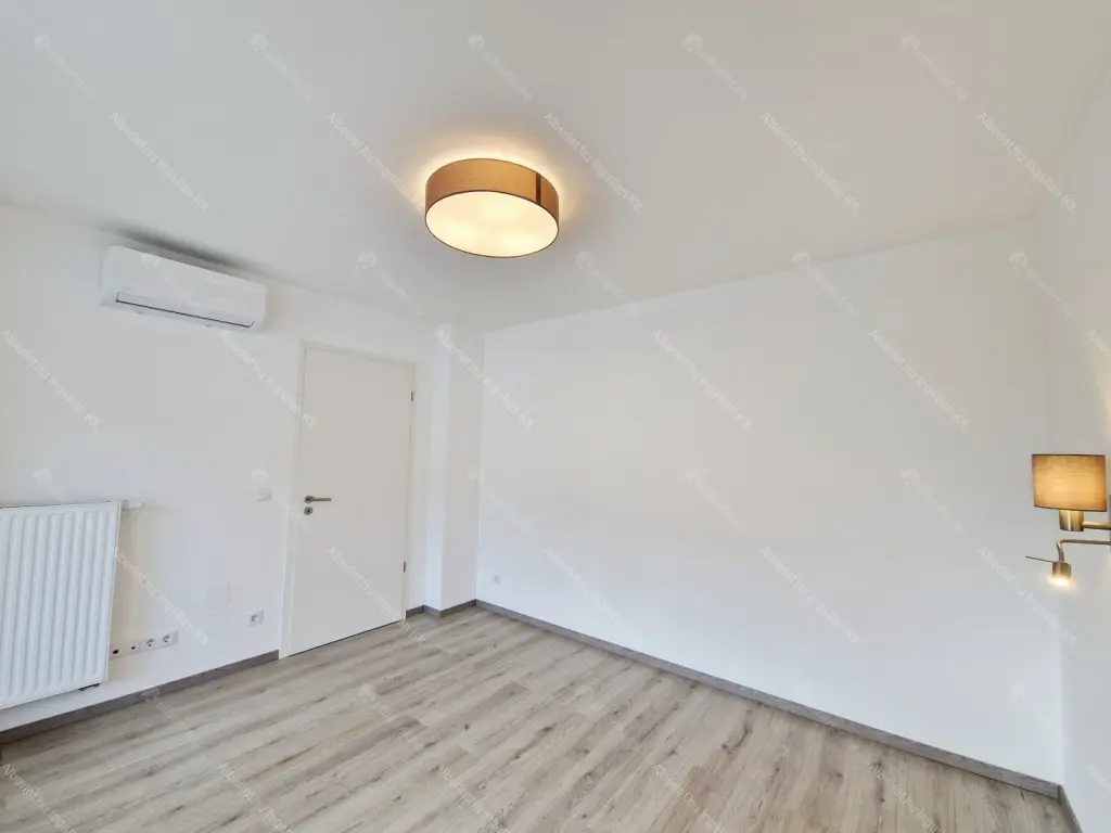 Kiadó albérlet 260000 Ft/hó áron: Budapest, IX. kerület  Lenhossék utca. Mérete: 49 nm, 2 szobás | Alberlet.hu - 6655283