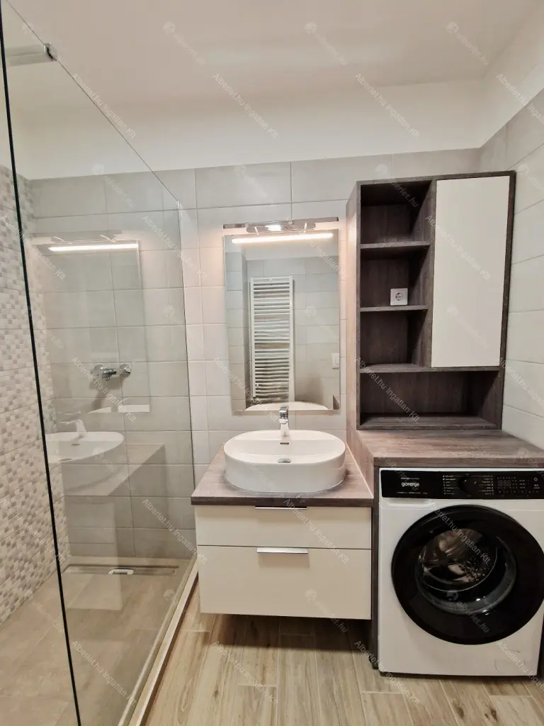 Kiadó albérlet 260000 Ft/hó áron: Budapest, IX. kerület  Lenhossék utca. Mérete: 49 nm, 2 szobás | Alberlet.hu - 6655291