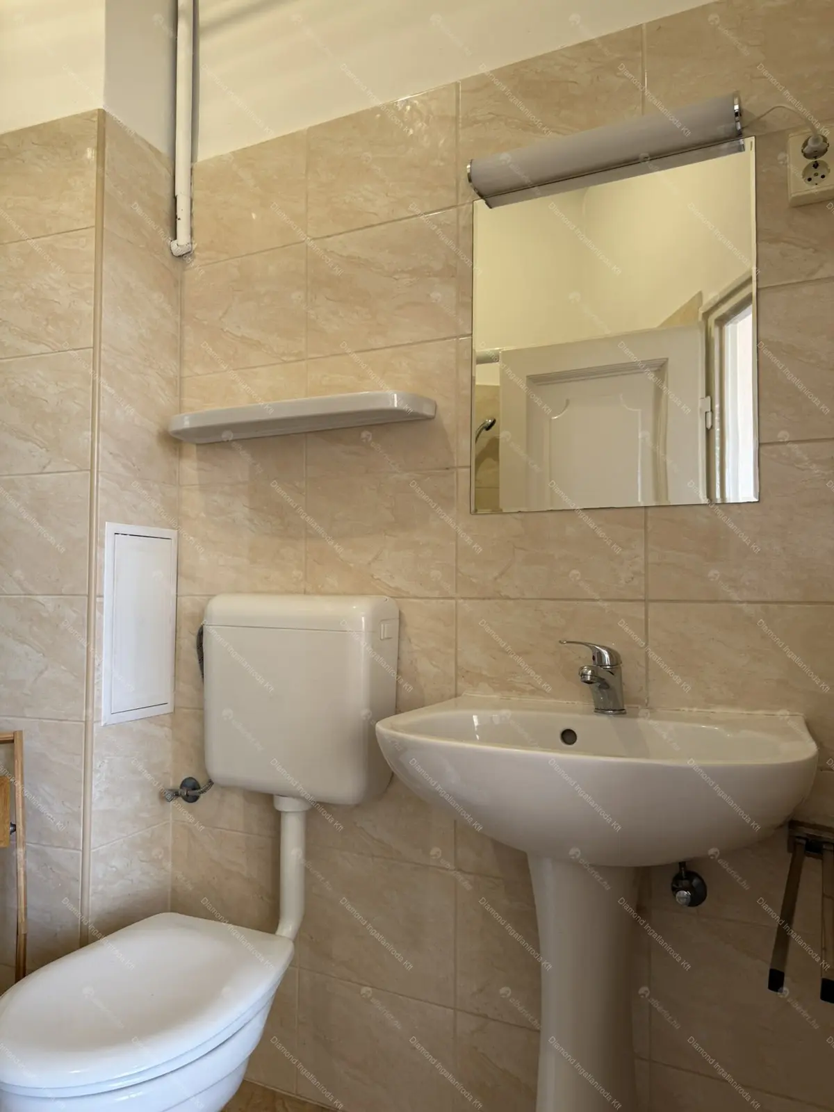 Kiadó albérlet 200000 Ft/hó áron: Budapest, IX. kerület  Liliom utca. Mérete: 42 nm, 1 szobás | Alberlet.hu - 6678082